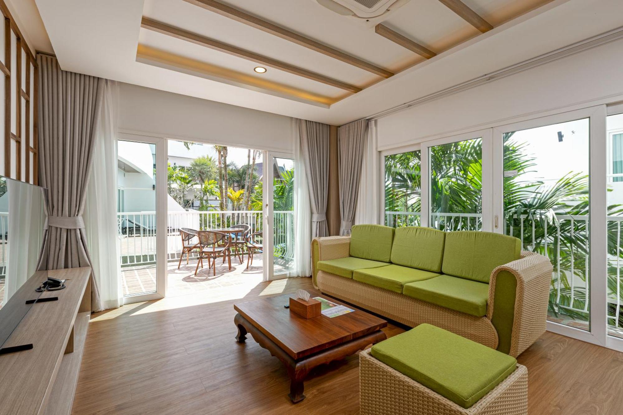 Phunawa Resort Phuket Karon Beach - Sha Plus Exterior photo