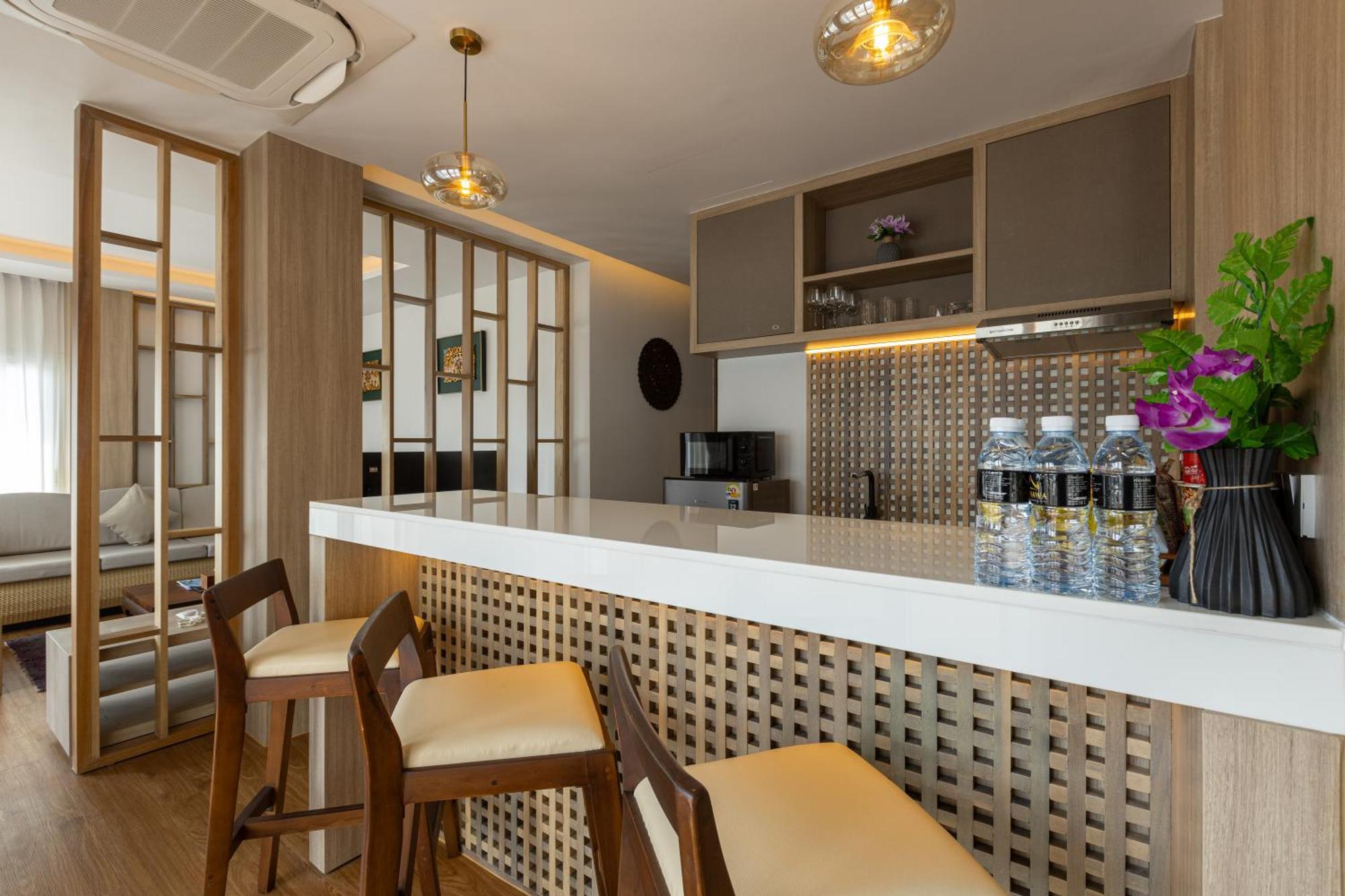 Phunawa Resort Phuket Karon Beach - Sha Plus Exterior photo