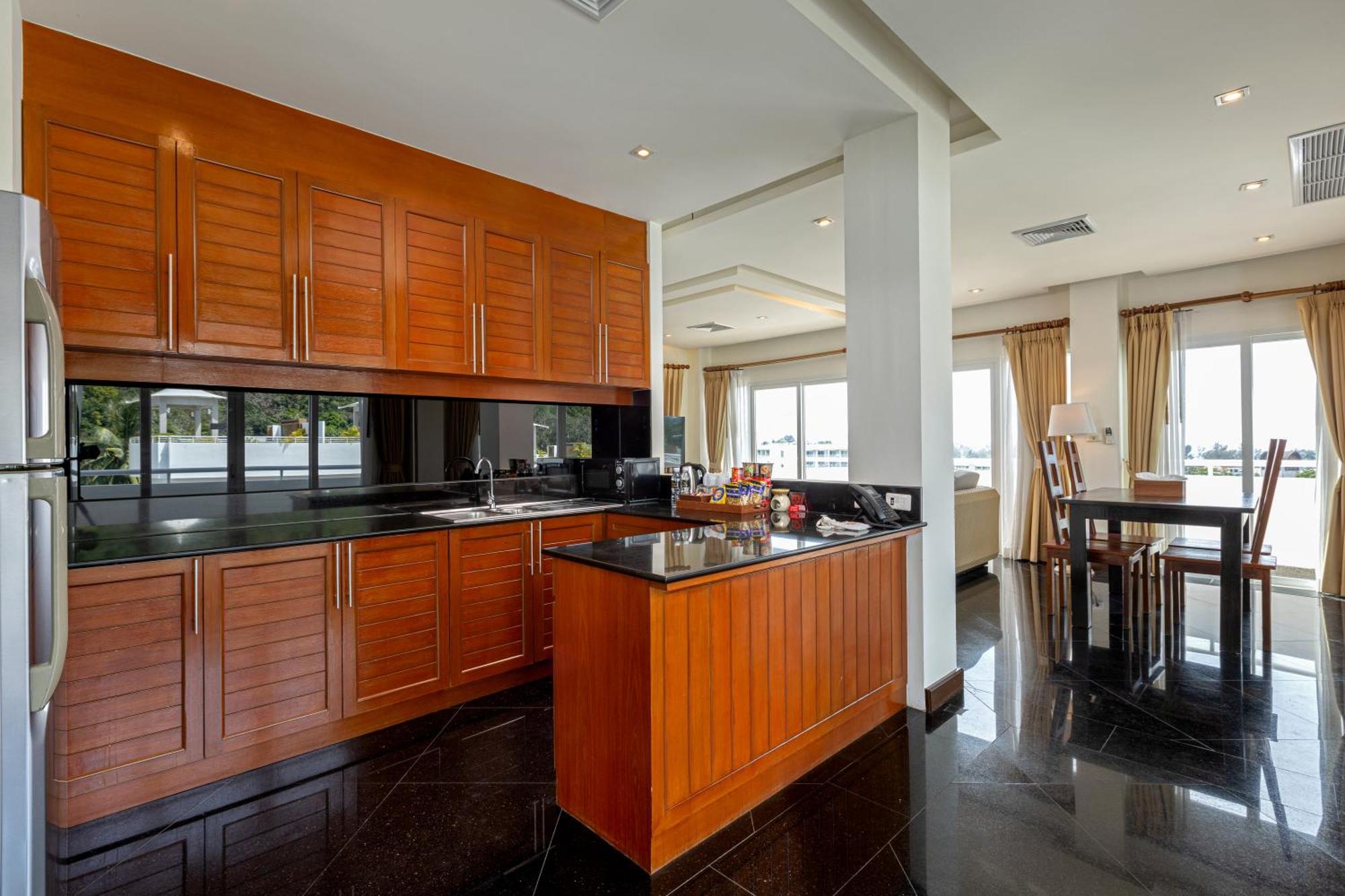 Phunawa Resort Phuket Karon Beach - Sha Plus Exterior photo