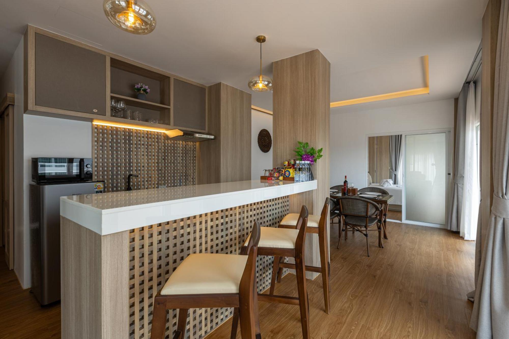 Phunawa Resort Phuket Karon Beach - Sha Plus Room photo
